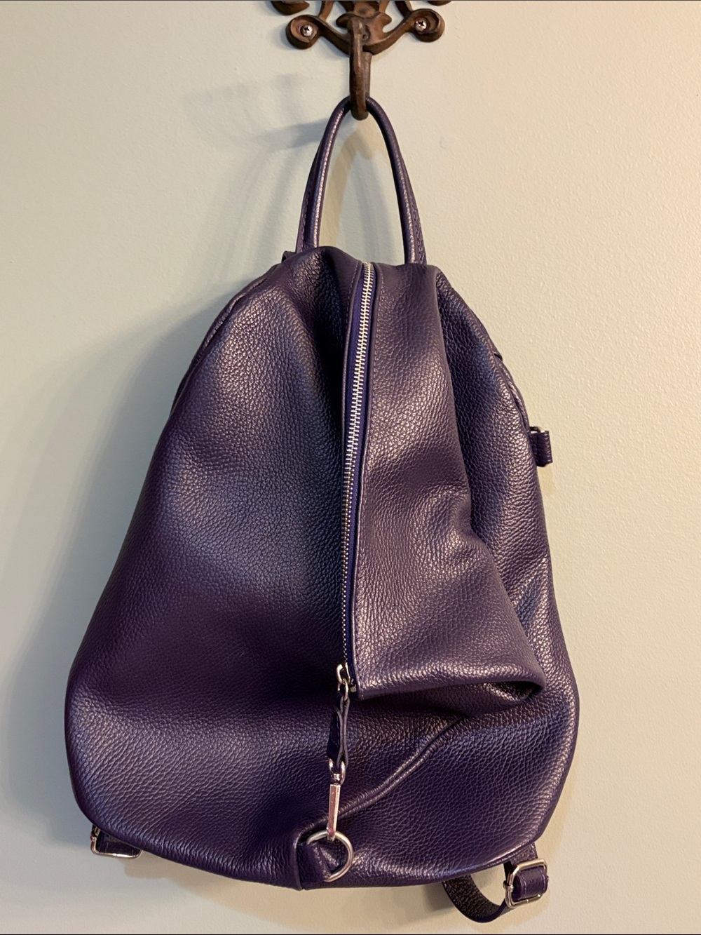 Purple Lavorazione Artigianale Italian Leather Backpack eggplant unisex modern